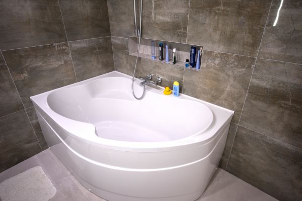 Large Bathtub Installation in Grand Junction